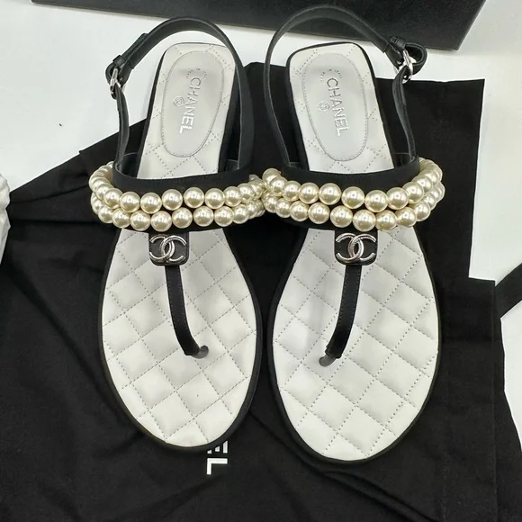 Chanel pearl embellished, sandals brand new inbox - Picture 3 of 7
